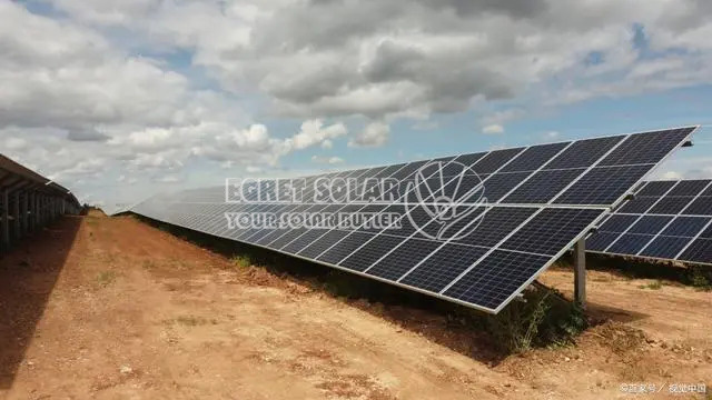 ဖြန့်ဝေထားသော Photovoltaic (PV) မျိုးဆက်နှင့် Centralized Photovoltaic မျိုးဆက်- နှိုင်းယှဉ်သုံးသပ်ချက်