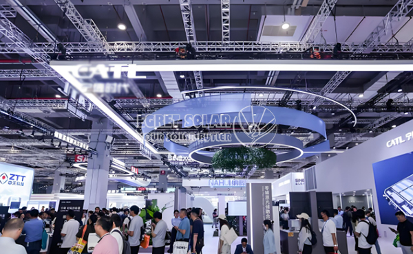Snec Shanghai Solar စွမ်းအင်ကုန်စည်ပြပွဲတွင် EGRET နေရောင်ခြည်စွမ်းအင်သုံးပါဝါ၏အောင်မြင်မှု